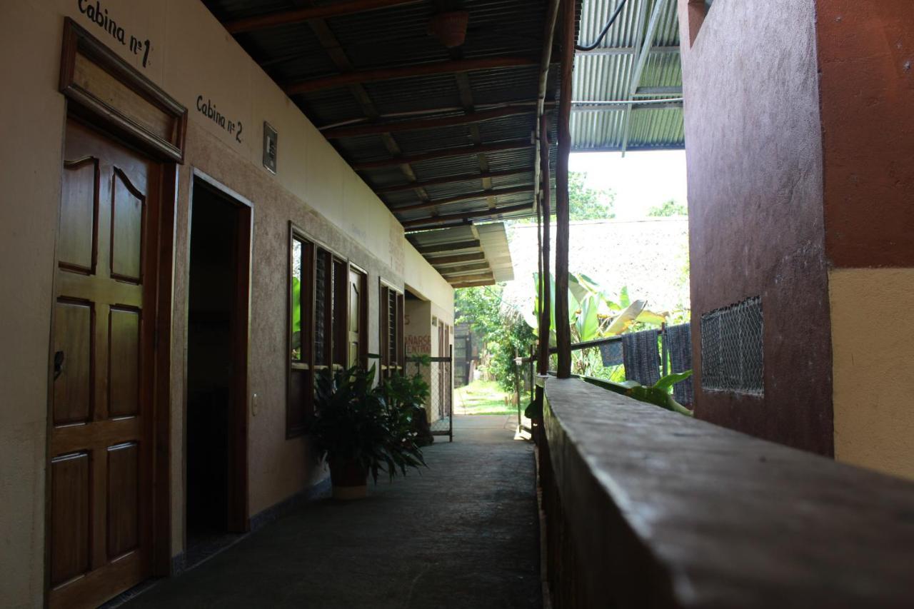 Iguanitas Lodge Pital  Buitenkant foto