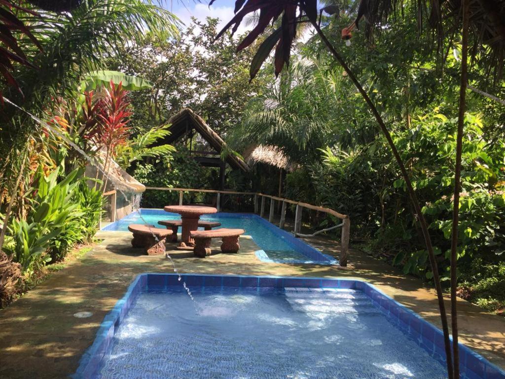 Iguanitas Lodge Pital  Buitenkant foto