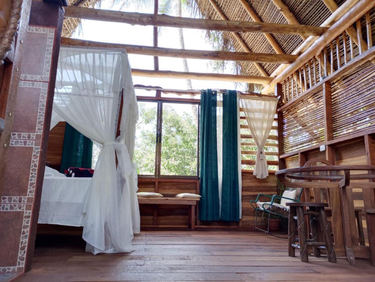 Iguanitas Lodge Pital  Buitenkant foto